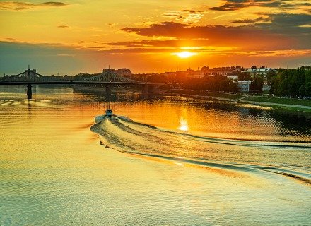 5-estrellas Crucero Fluvial de Lujo: Moscú - Anillo de Oro - San Petersburgo - 12 Días (CR-57)