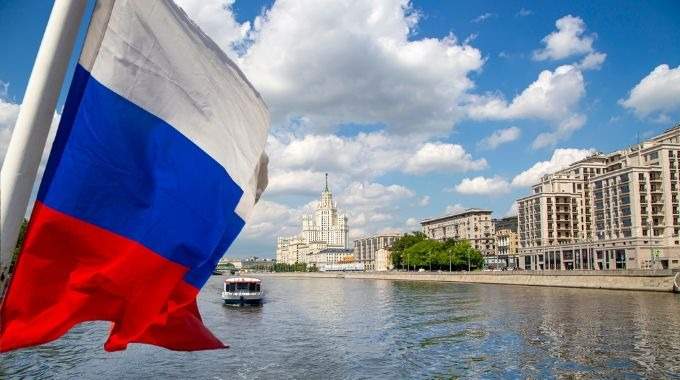 5-estrellas Crucero Fluvial en Rusia: Moscú - Anillo de Oro - San Petersburgo - 8 Días (CR-43)