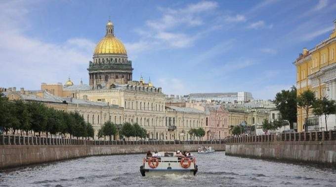 4-estrellas Crucero Fluvial en Rusia: San Petersburgo - Anillo de Oro - Moscú - 11 Días (CR-46)