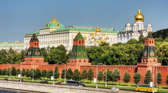 Explorando Rusia sin Visado en Ferri desde Helsinki: San Petersburgo - Moscú - 5 Días (VF-01)